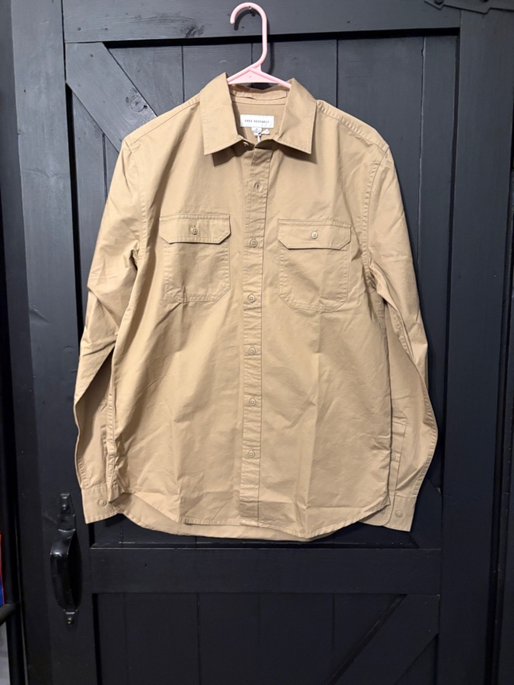 Free Assembly Men's Casual Button-Down Shirt in Khaki
